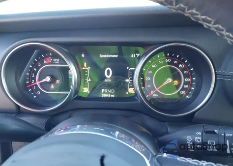 2020 Jeep Wrangler Unlimited Sahara 4X4 from USA, damaged, VIN 1C4HJXEN1LW180460